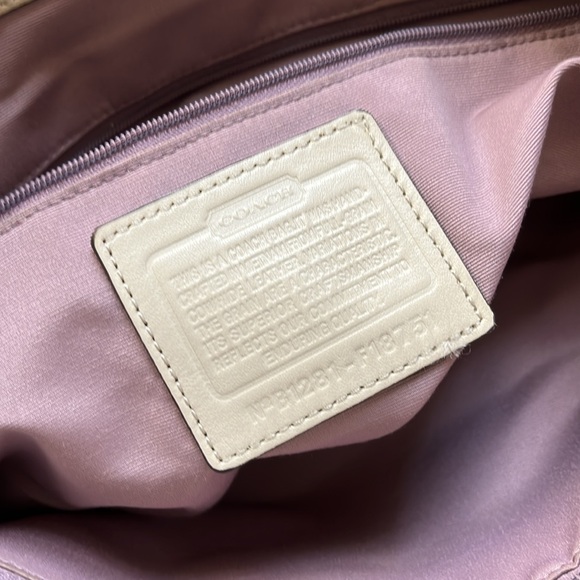 Coach metallic gold Soho East West leather shoulder bag - Picture 9 of 11